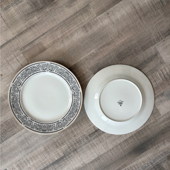 Mikasa 10.5 Inch Dinner Plate Brindisi Pattern - Picture 3 of 4